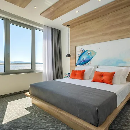 Saint Hildegard オミシュ