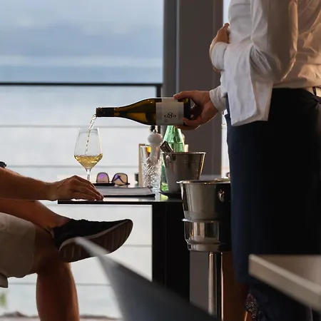 Saint Hildegard ホテル オミシュ