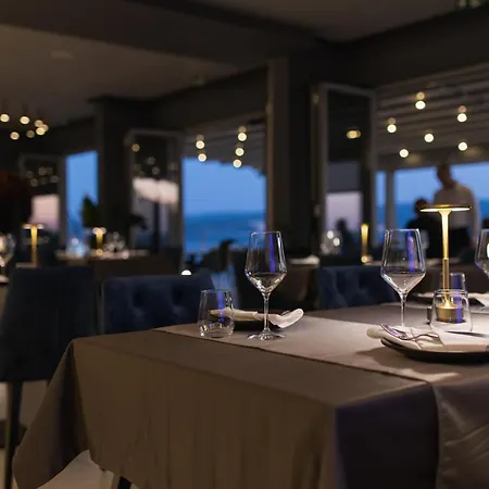 Saint Hildegard 4* Omiš